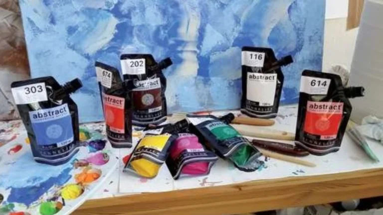 Best Acrylic Paint Brands in Pakistan