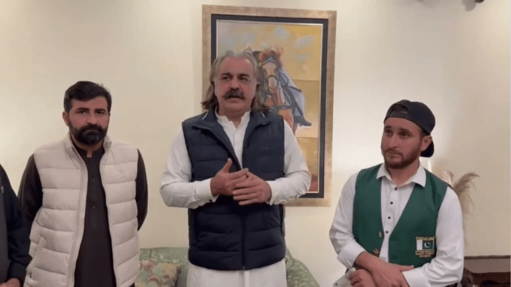 KP CM Announces Appointment of Footballer Muhammad Riaz as official Coach and Cash Prize Rs. 1 Million