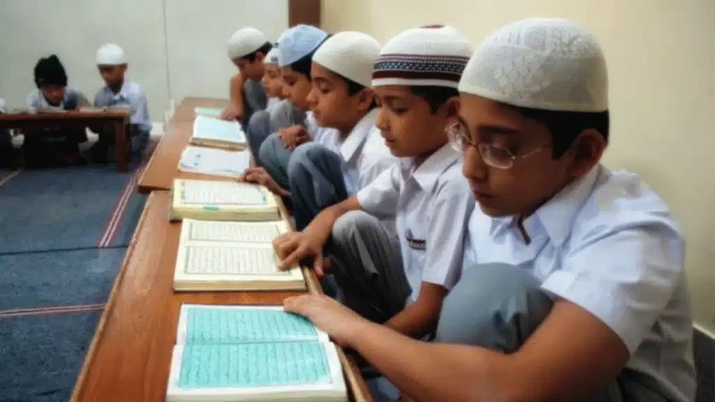 how many hafiz in pakistan Memorizers Quran are Made in Pakistan Every Year?